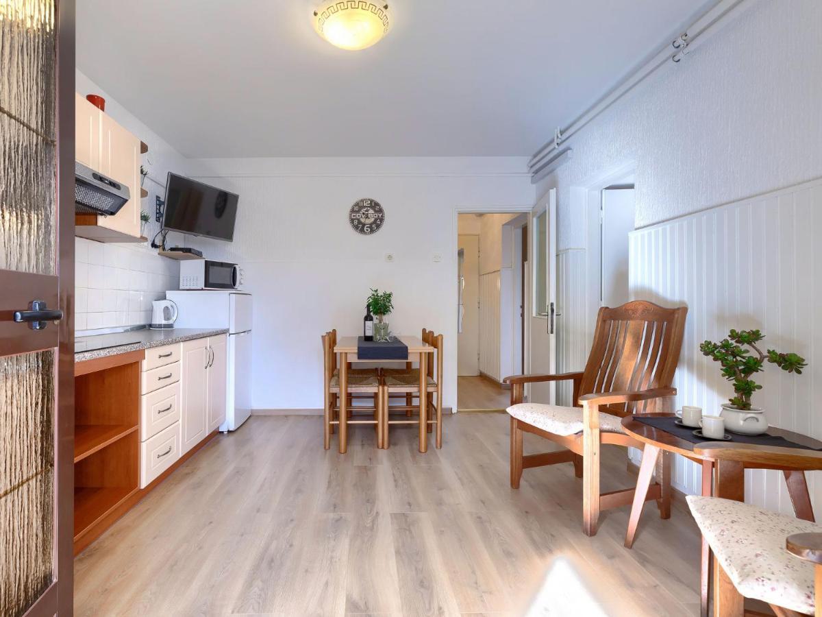 Apartment Zrinka-2 By Interhome Пореч Екстериор снимка